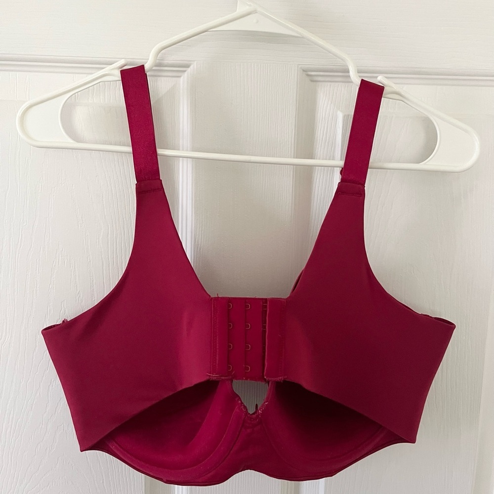 Vanity Fair Deep Pink Women's Bra - Picture 2 of 3